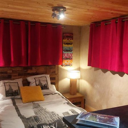 Studio Des Dents De Lanfon Talloires Exterior foto